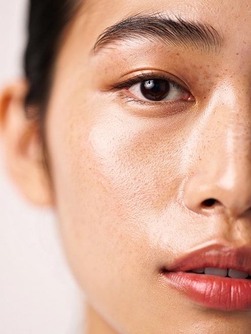 Brightens Dull Skin